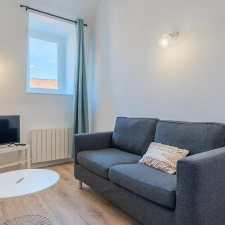 Appartement 1 Bedroom Duplex Apartment, With Parking Tourcoing